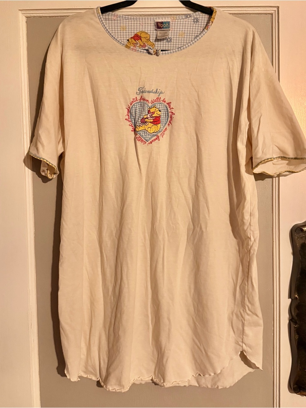 Vintage 90s Winnie the Pooh Disney piglet sleep shirt
